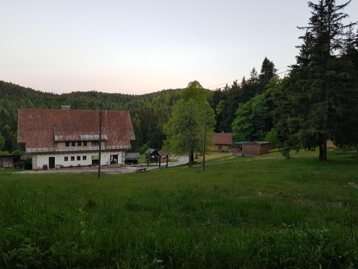 Planinski Dom Na Travni Gori Sodrazica المظهر الخارجي الصورة