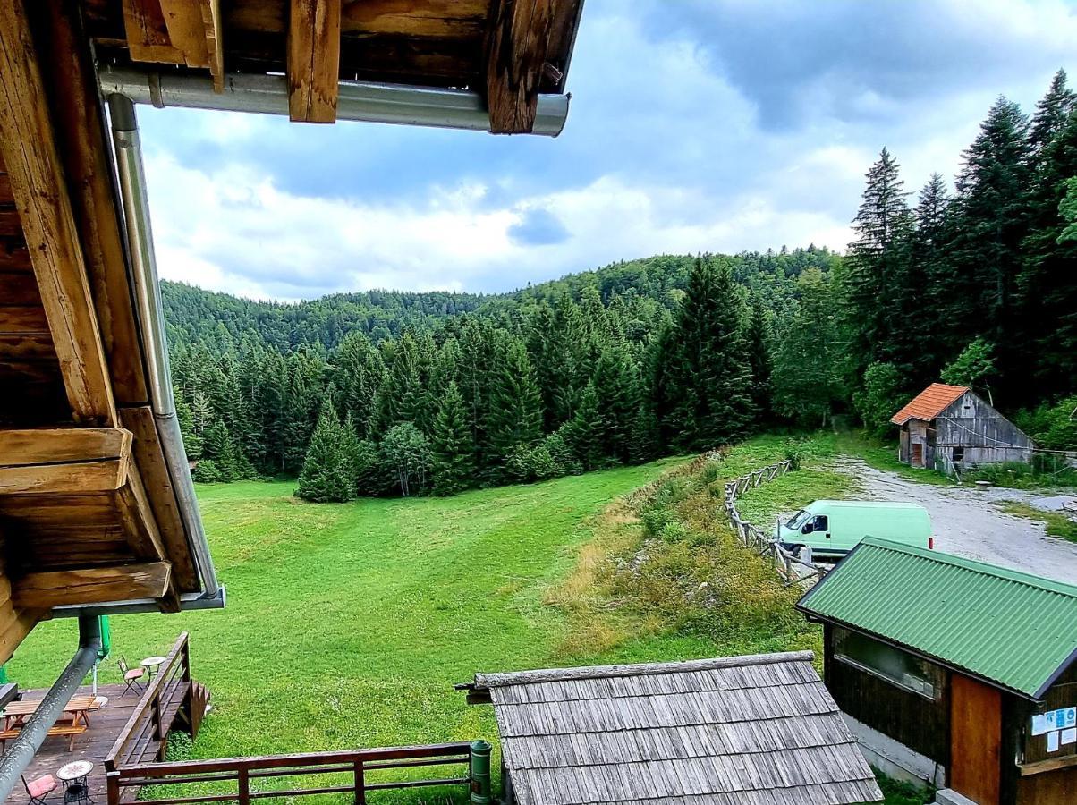 Planinski Dom Na Travni Gori Sodrazica المظهر الخارجي الصورة